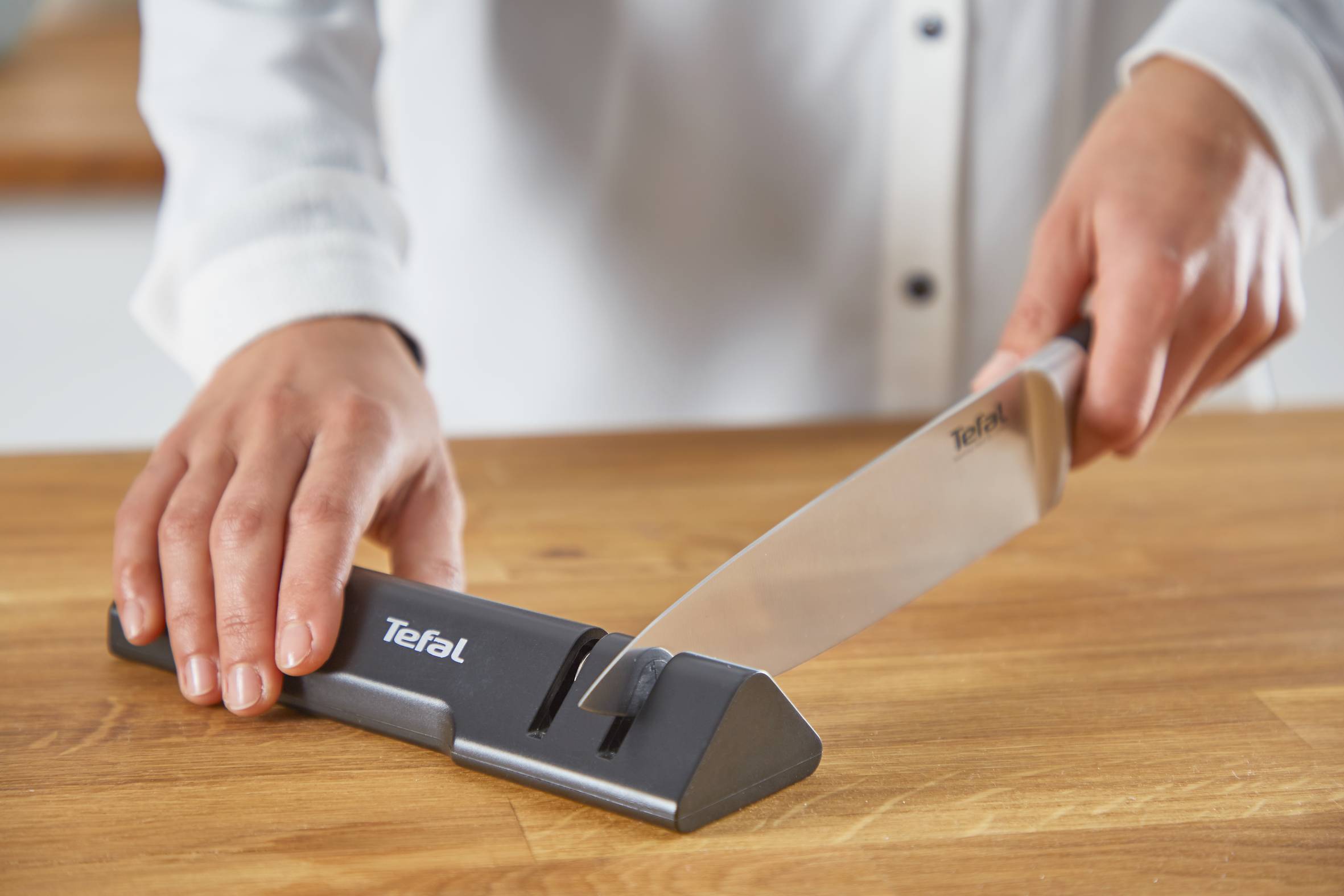 ТОЧИЛО ЗА НОЖОВЕ ESSENTIAL 19X6 CM K2660555