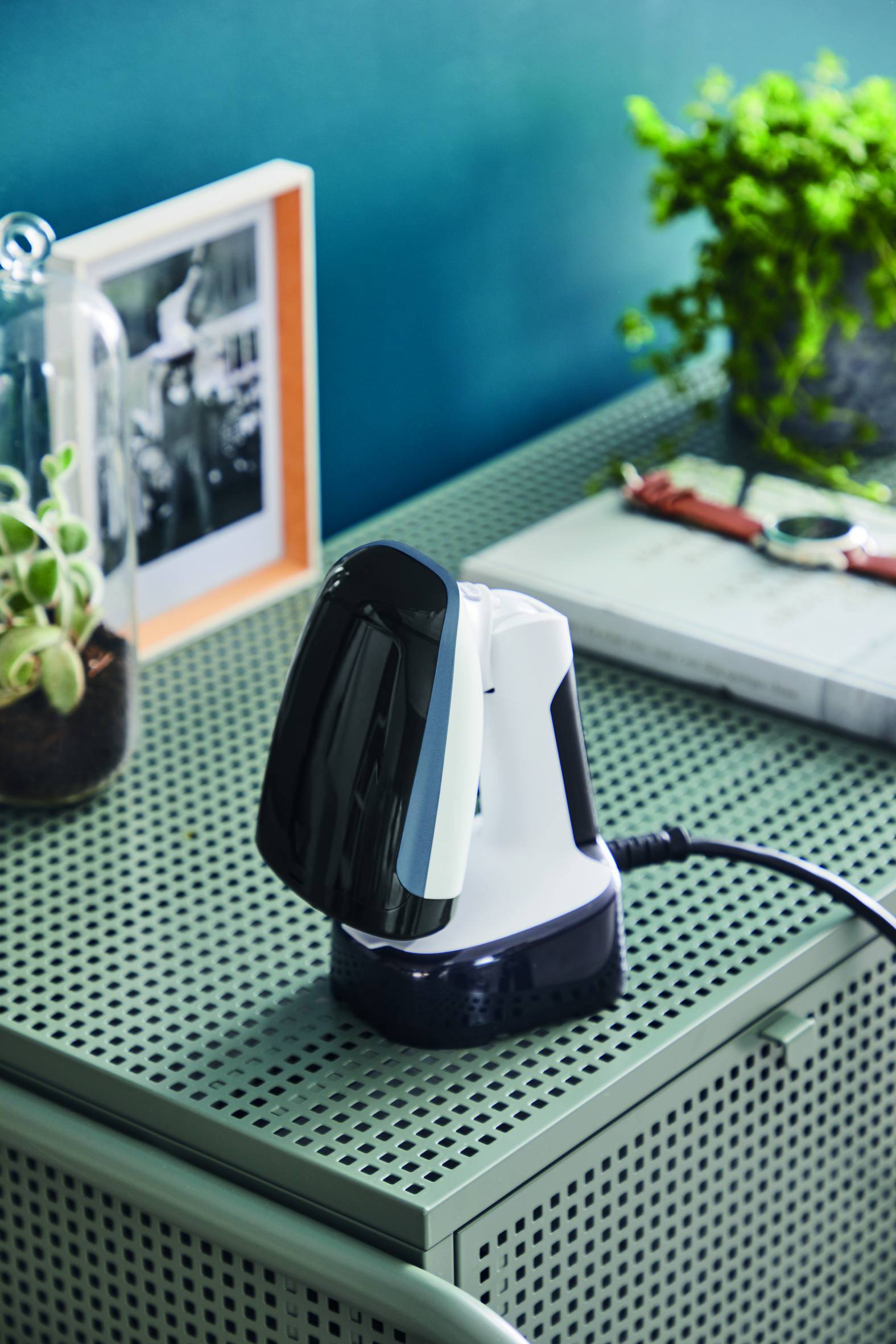 УРЕД ЗА ГЛАДЕНЕ С ПАРА ACCESS'STEAM POCKET DT3031