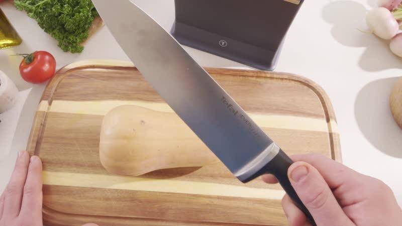 Нож EverSharp с поставка блок за ножове с вградено точило