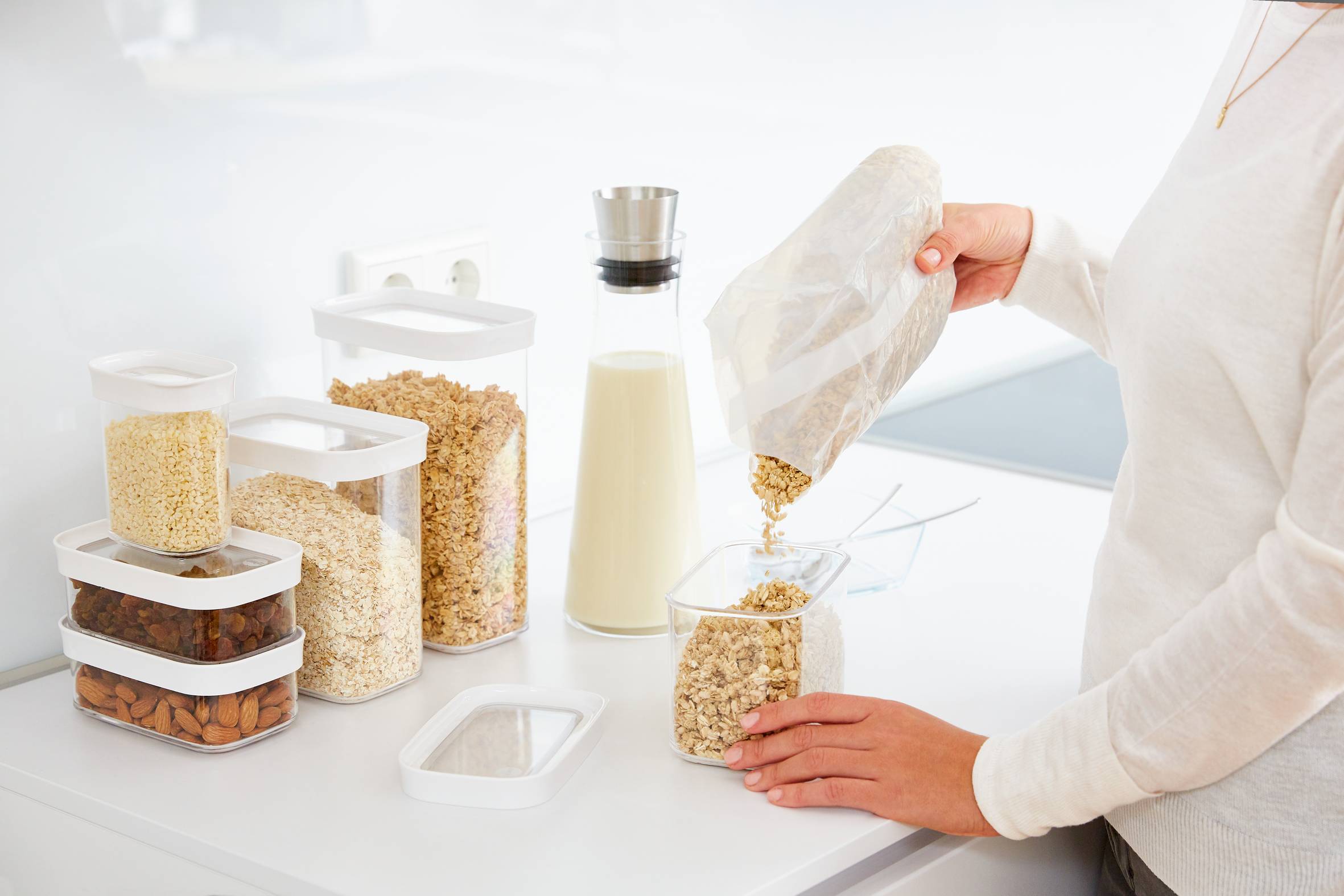 ПЛАСТМАСОВА КУТИЯ 1л  N1141010