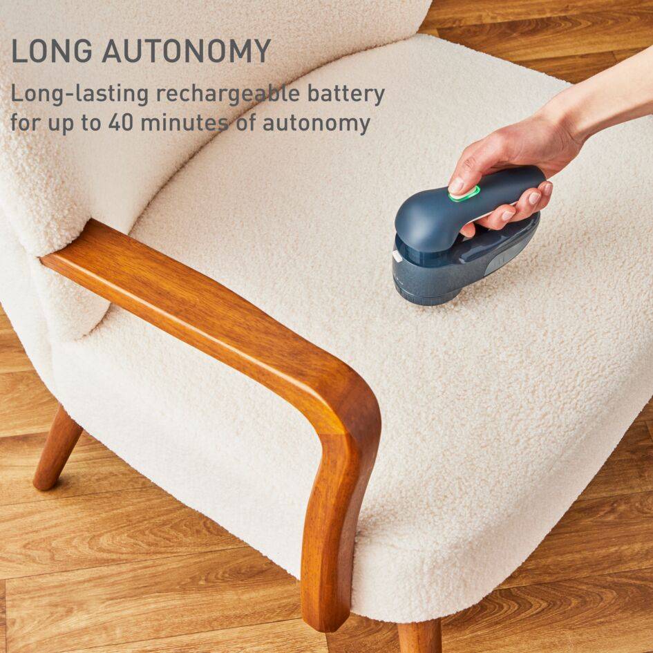 Пилинг за дрехи Tefal JB7002E0, С универсален USB порт за лесно зареждане