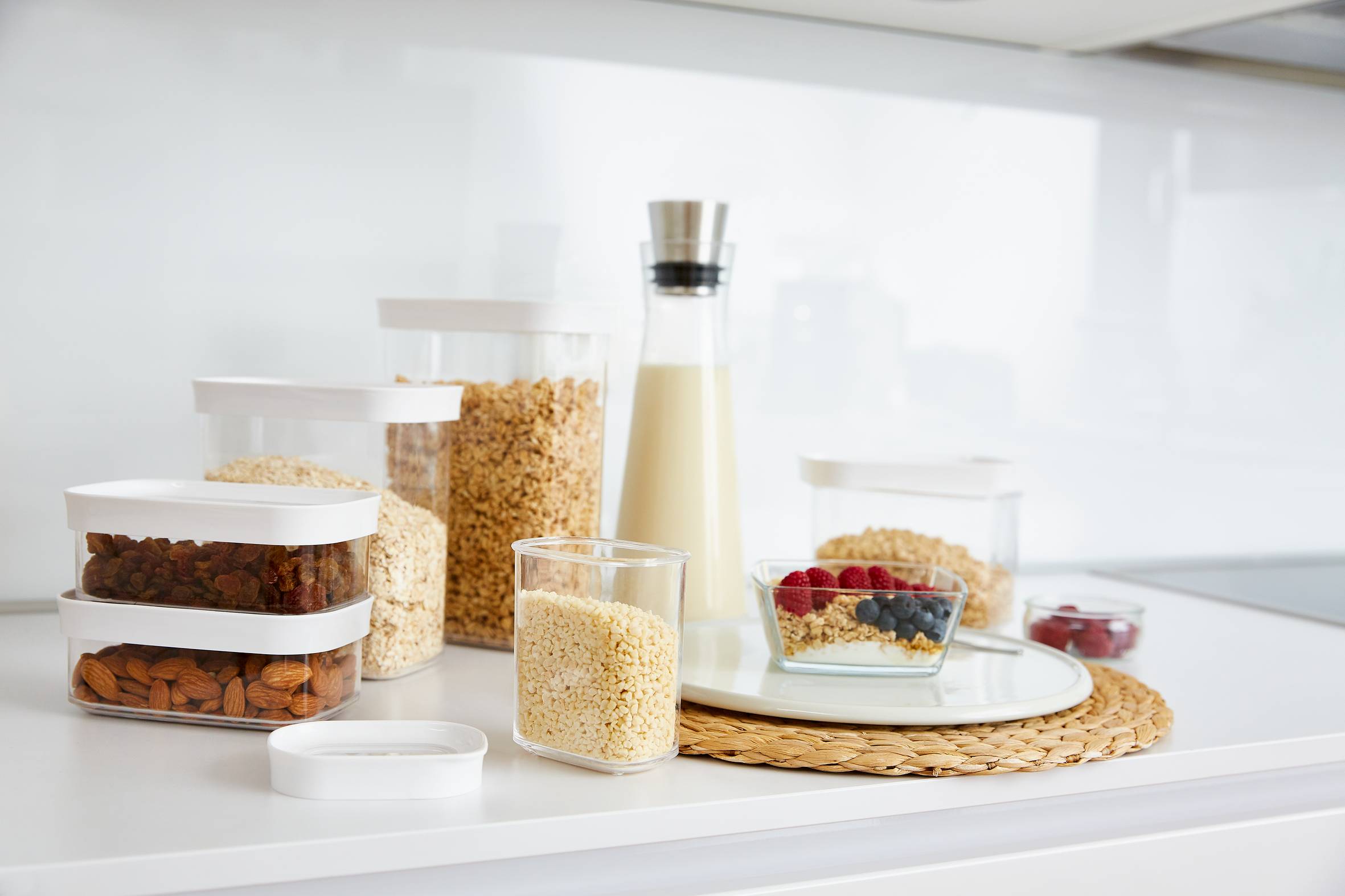 ПЛАСТМАСОВА КУТИЯ 1л  N1141010